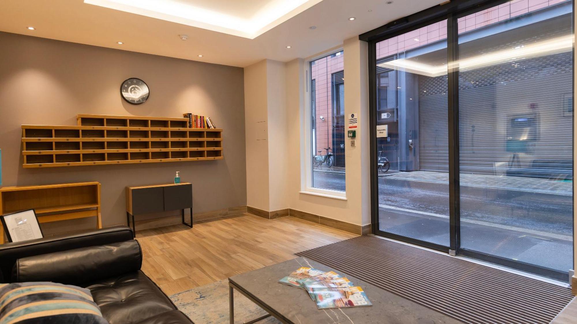 Barbican Serviced Apartments By Lovelystay Londres Exterior foto
